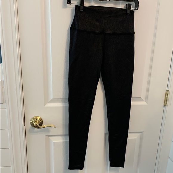 Alo Black High-Waisted Leggings size XS Stretch - Picture 1 of 7